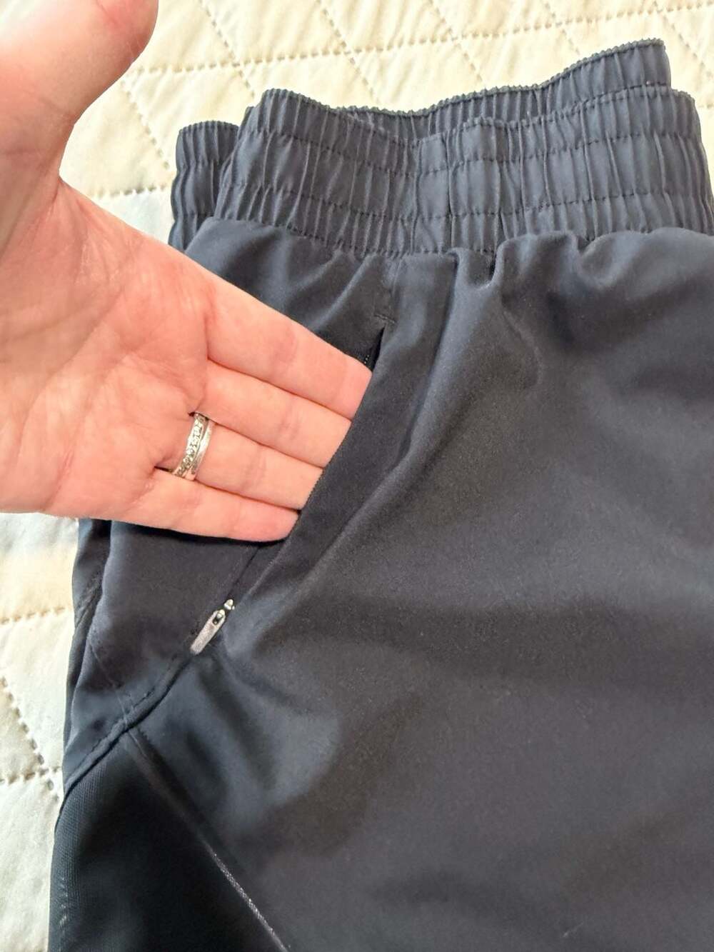 All in Motion Women's Mid-Rise Athletic Running Shorts with Zipper Pocket - Picture 4 of 4